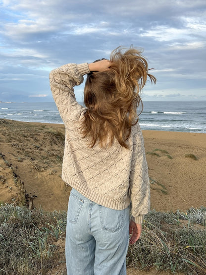 Waves Cardigan | de charmantes motifs d'ondes en Double Sunday de Sandnes Garn