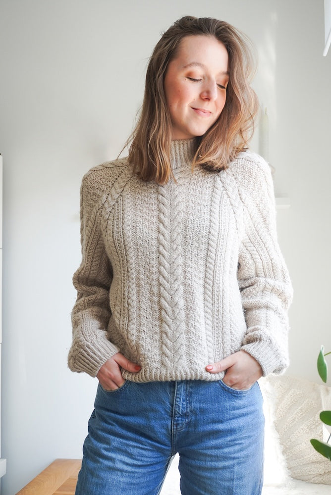 Pull de marché hebdomadaire | motif torsadé enchanteur en alpaga Ull de Sandnes Garn