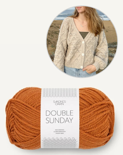 Waves Cardigan | de charmantes motifs d'ondes en Double Sunday de Sandnes Garn