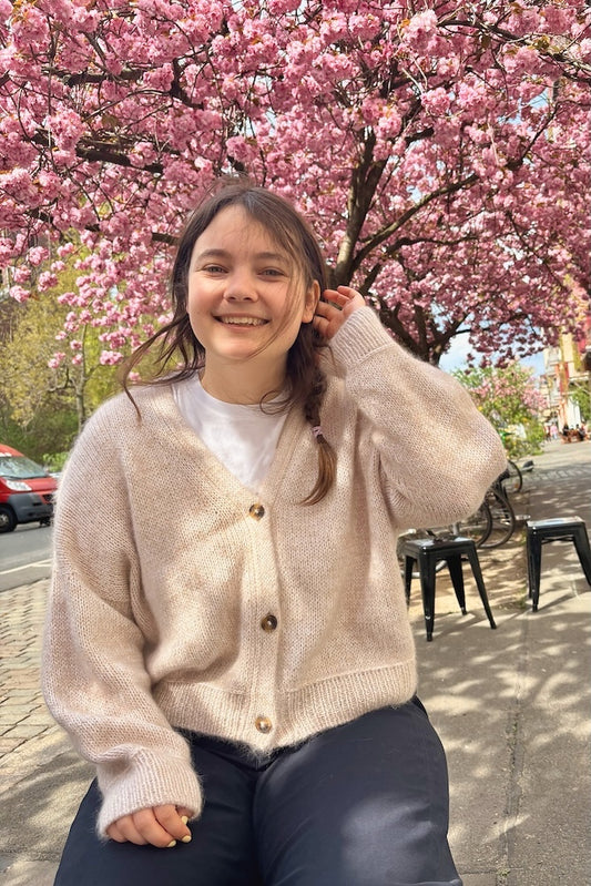 Maja Cardigan Col V (PDF) - Instructions